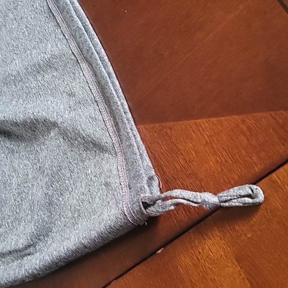 Athletic Top - Picture 4 of 5